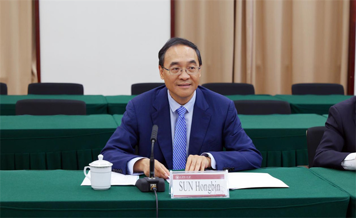 攜手共筑中古能源與教育新橋梁 孫宏斌校長會見古巴代表團深化合作